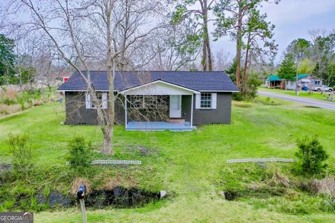 A home in Waycross