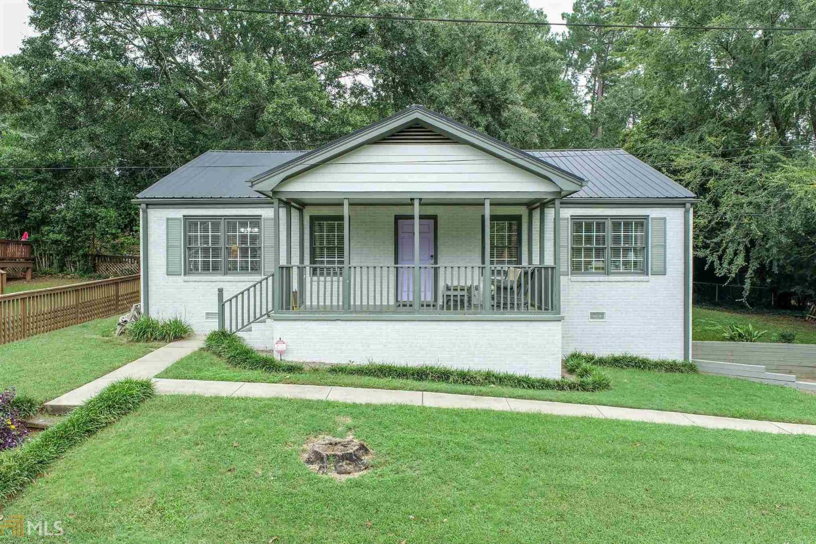 Did you say Five Points under $350,000? Yes, we did!! This fabulous, brick, ranch home features a covered porch, welcoming fireplace, huge kitchen, 3 bedrooms, hardwood floors, metal roof, new HVAC & water heater, and so much more! Freshly painted and lovingly maintained, this charmer offers the perfect location without the price tag! Zoned for award-winning Barrow Elementary School and only a step away from Memorial park, UGA and all the great eateries and shopping Five Points offers, this one will jump to the top of your wish list. Call us today .... but hurry... this gem will be gone in a flash!