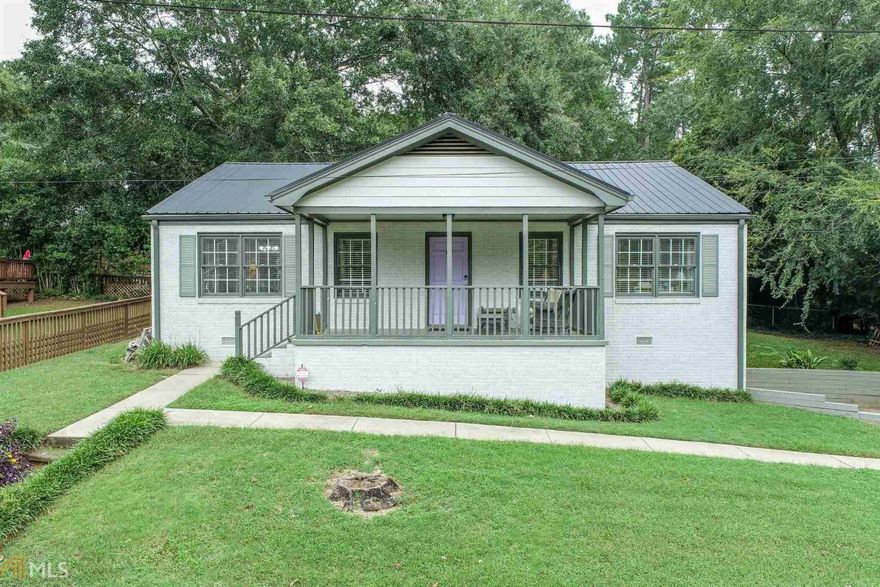Did you say Five Points under $350,000? Yes, we did!! This fabulous, brick, ranch home features a covered porch, welcoming fireplace, huge kitchen, 3 bedrooms, hardwood floors, metal roof, new HVAC & water heater, and so much more! Freshly painted and lovingly maintained, this charmer offers the perfect location without the price tag!  Zoned for award-winning Barrow Elementary School and only a step away from Memorial park, UGA and all the great eateries and shopping Five Points offers, this one will jump to the top of your wish list. Call us today .... but hurry... this gem will be gone in a flash!