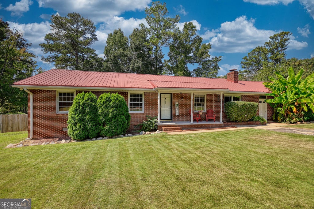 Photo of 805 S West Street, Greensboro, GA 30642 (MLS # 10852268)