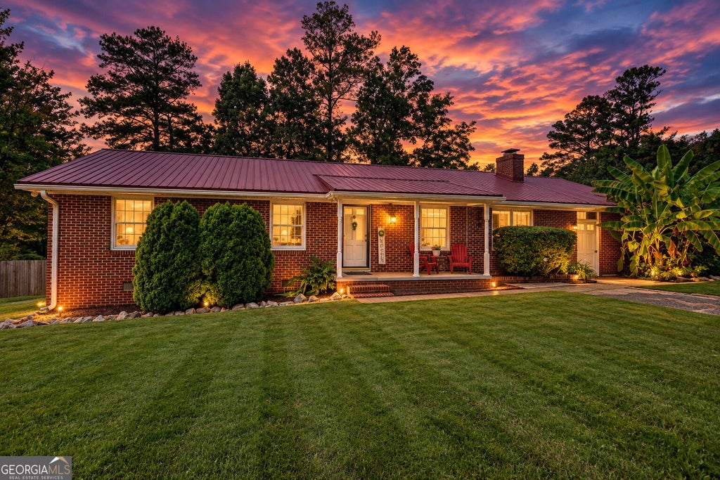Photo of 805 S West Street, Greensboro, GA 30642 (MLS # 10852268)