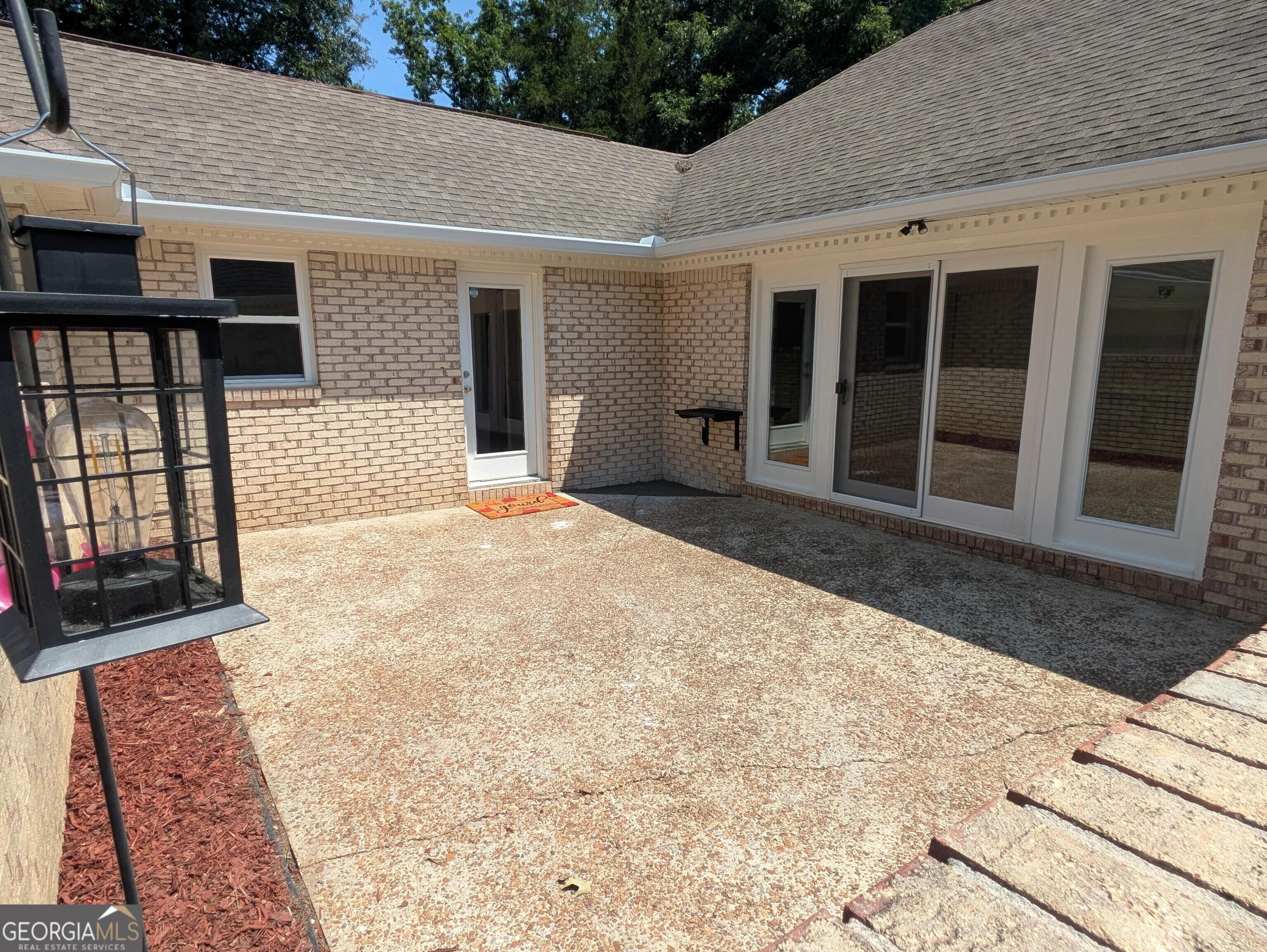 19 E Creekview DR SW