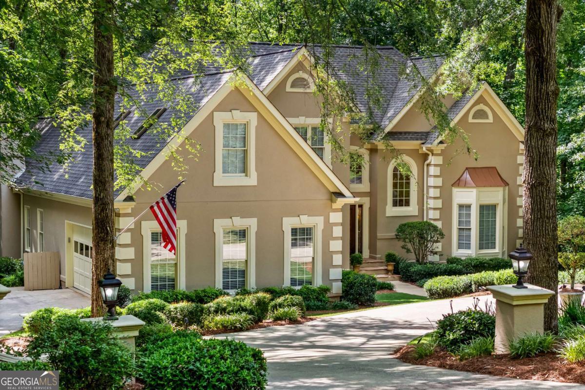 295 Blue Heron DR