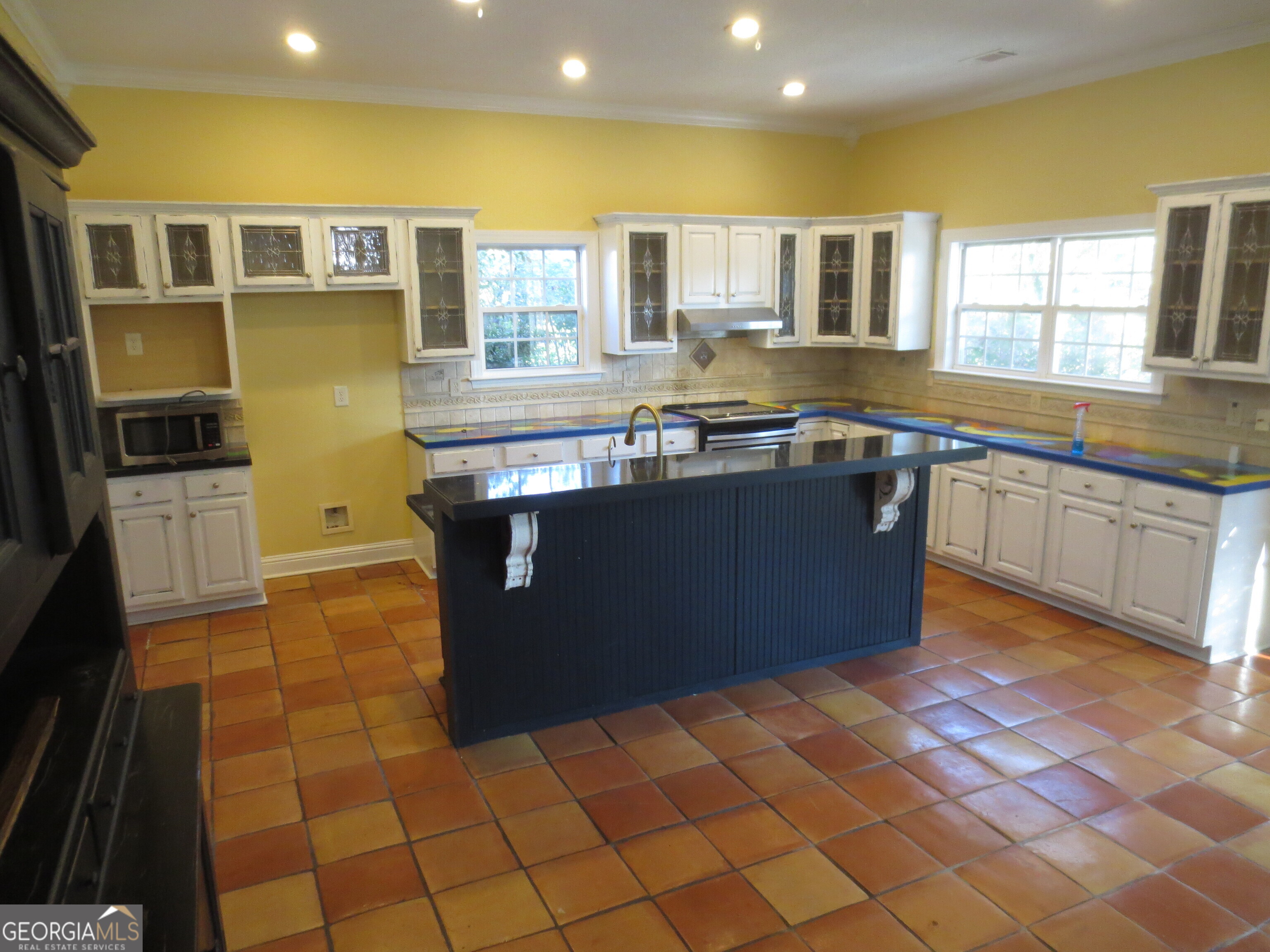 184 Giles RD