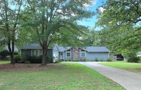 Photo of 125 Windwood Way NW, Rome, GA 30165 (MLS # 20146297)