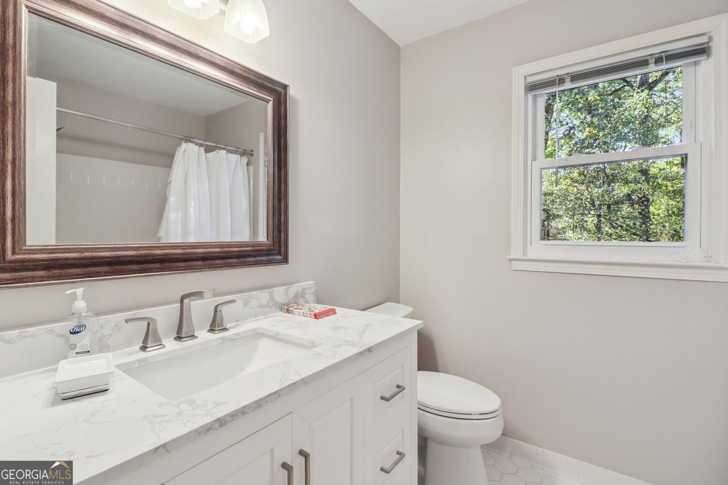 RIVER GLEN - Residential