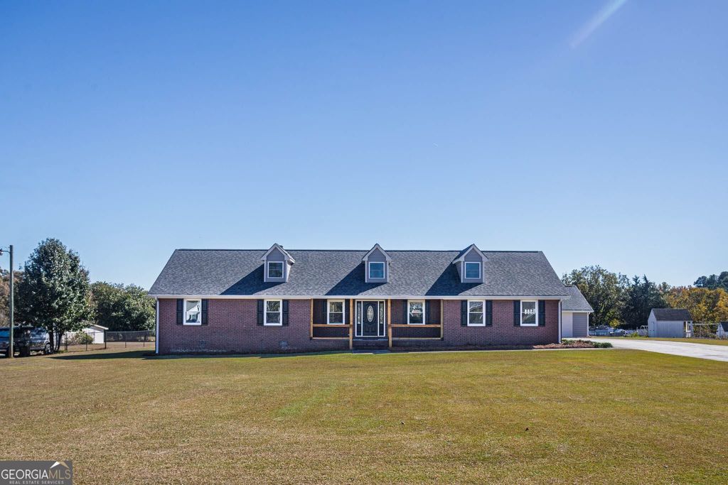 Photo of 3860 Tom Brewer Road, Loganville, GA 30052 (MLS # 10638812)