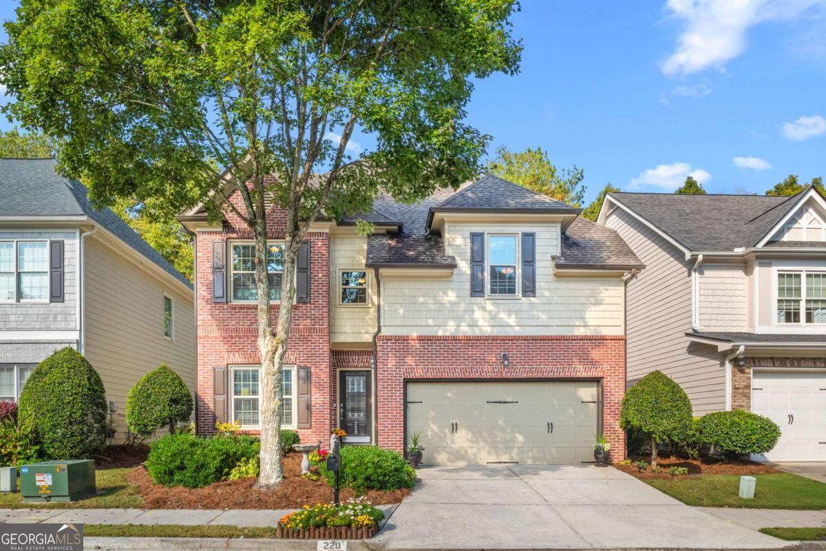 220 Water Oak PL