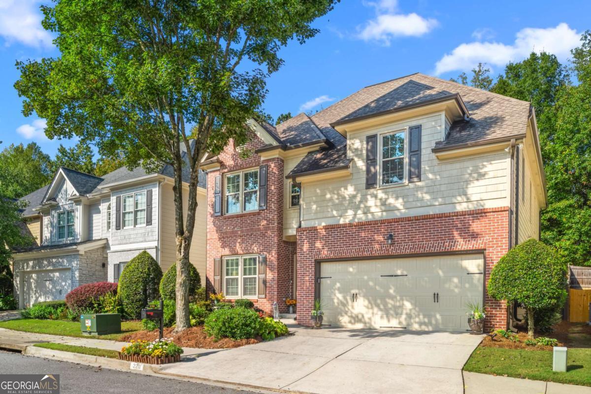 220 Water Oak PL