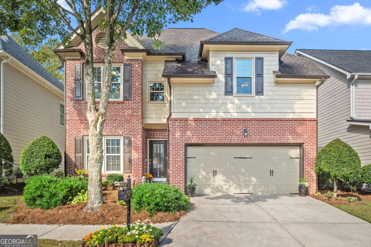 220 Water Oak PL