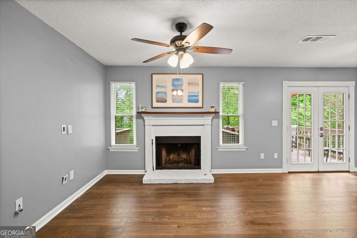 855 Cedar Bluff CT