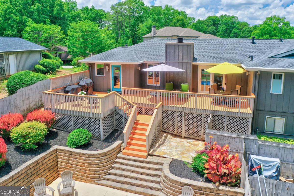 756 Hillwood DR