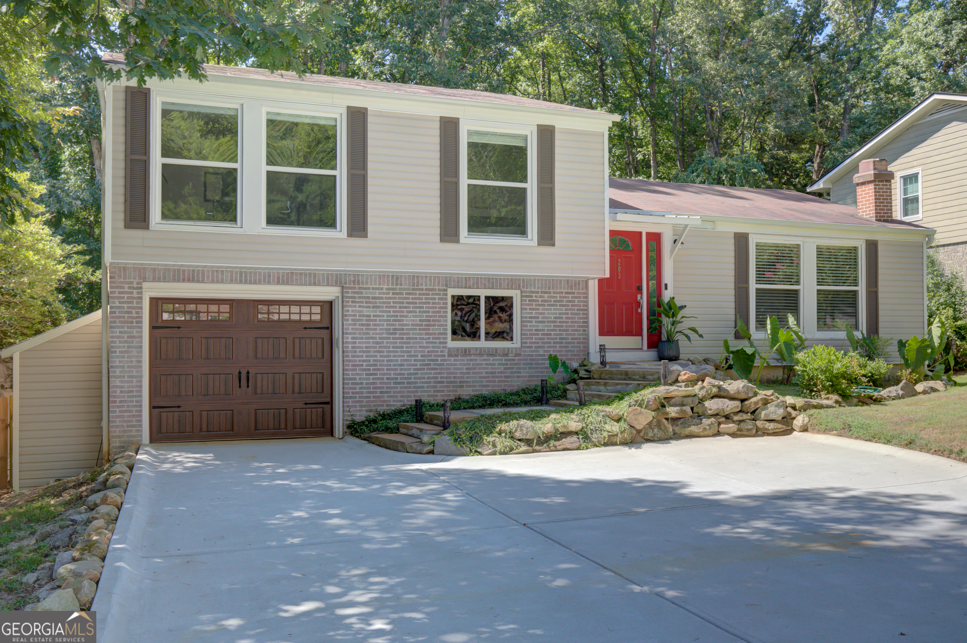 203 Loblolly CT