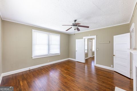 A home in Thomaston