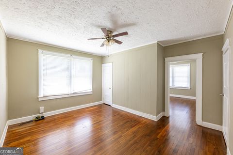 A home in Thomaston