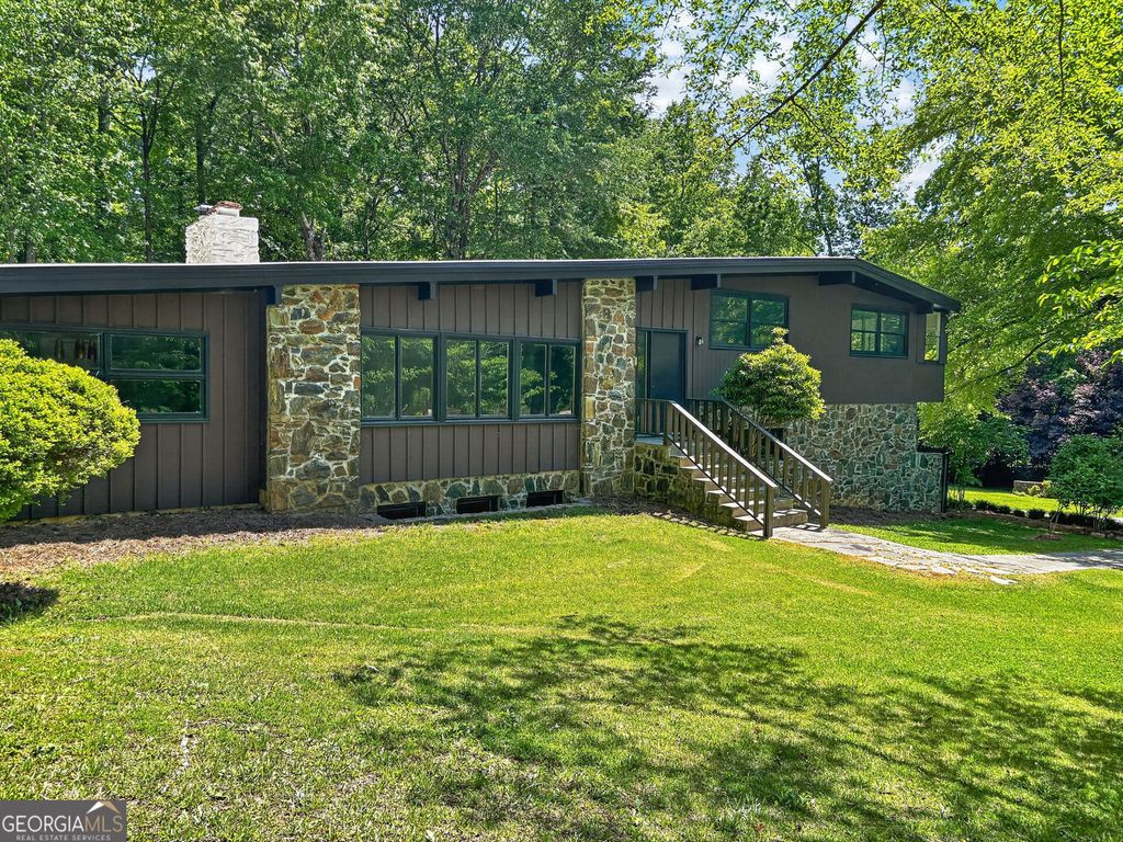 Photo of 703 Laurel Street, Bremen, GA 30110 (MLS # 10763111)