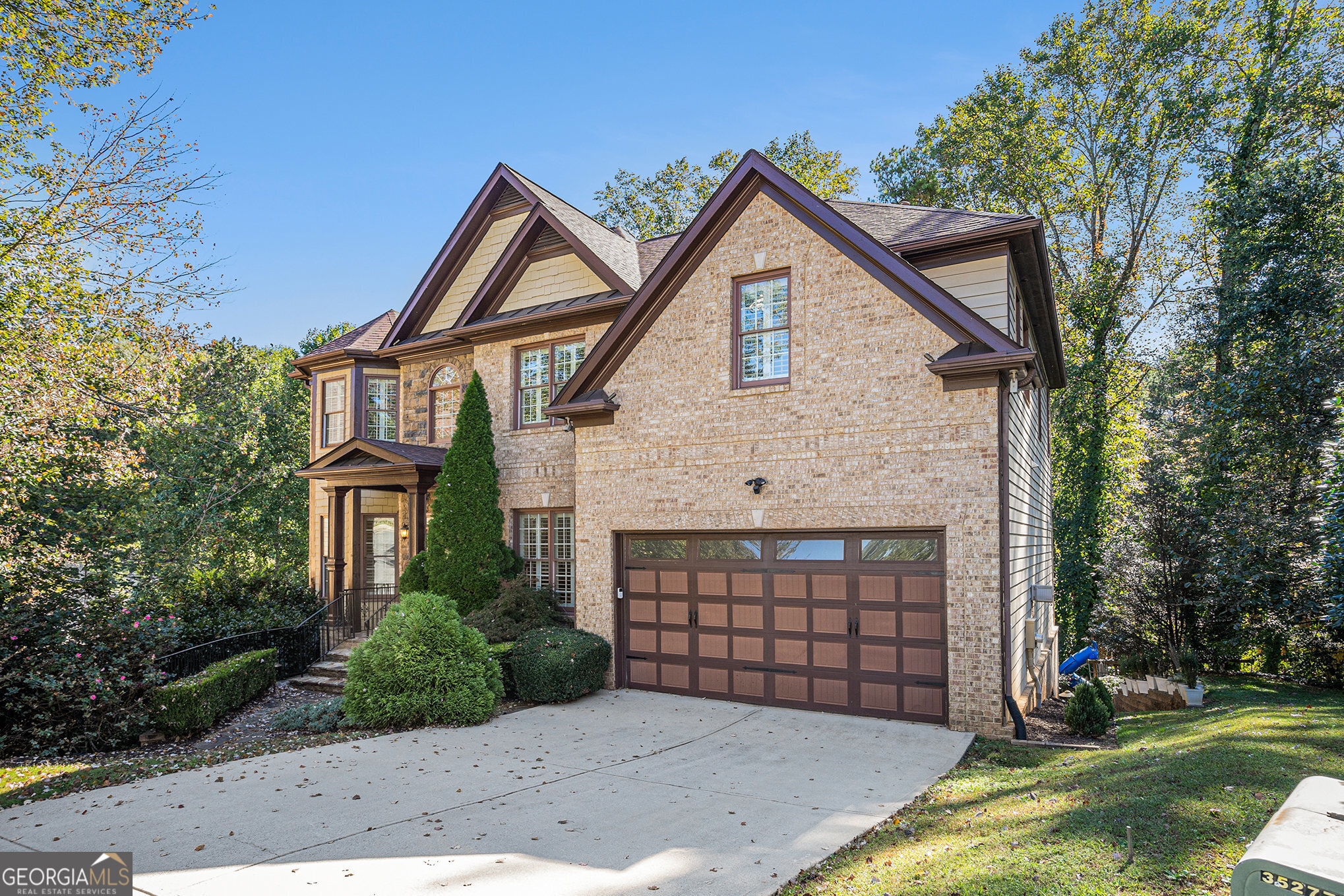 3301 Chastain Ridge DR