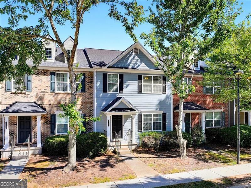 720 Breeze LN