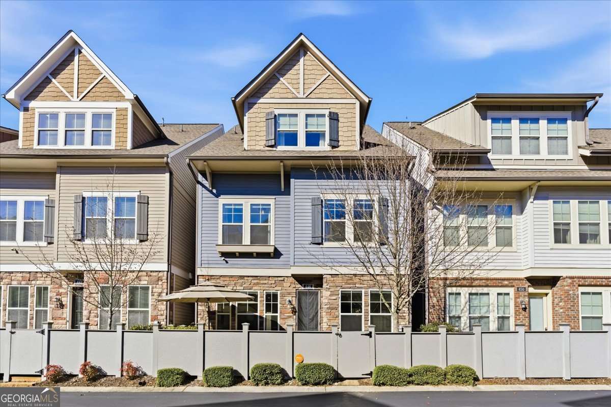 446 Cranleigh RDG SE