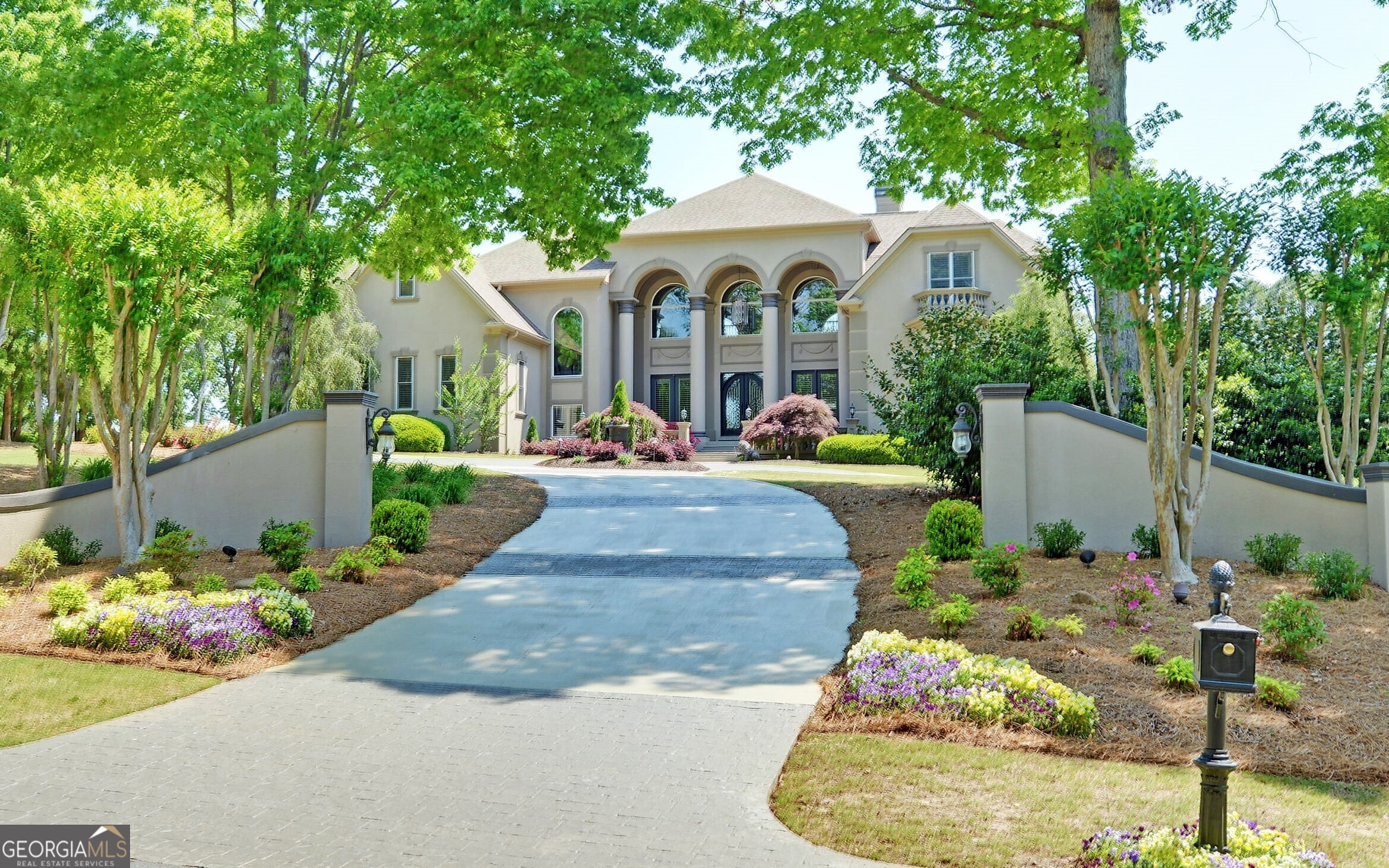 1905 Kathy Whitworth DR