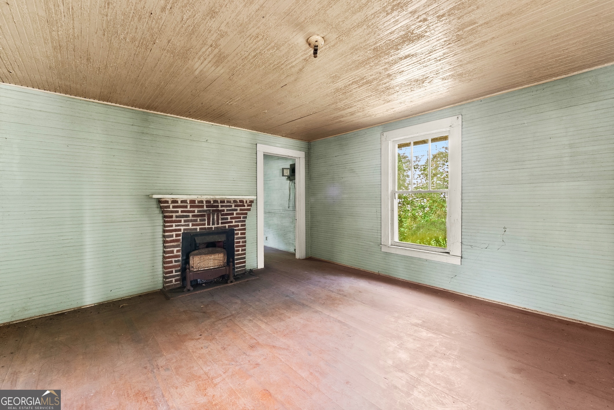 254 Victoria ST