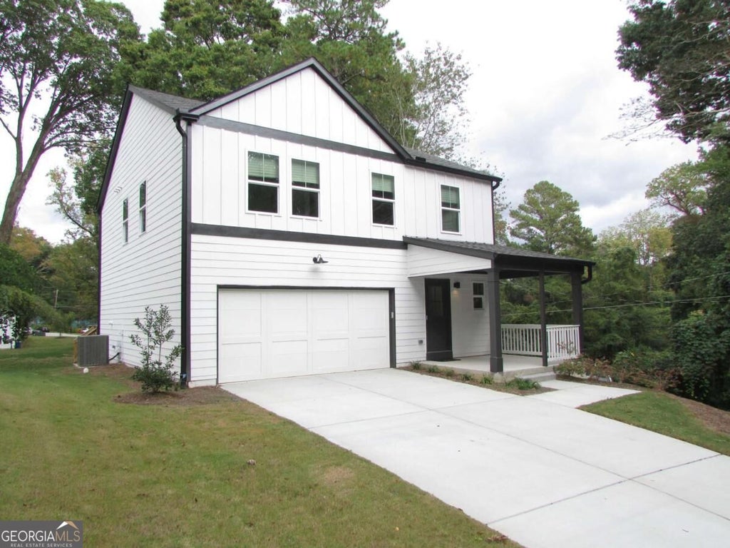 Photo of 2367 Summit Avenue NW, Atlanta, GA 30318 (MLS # 10849719)