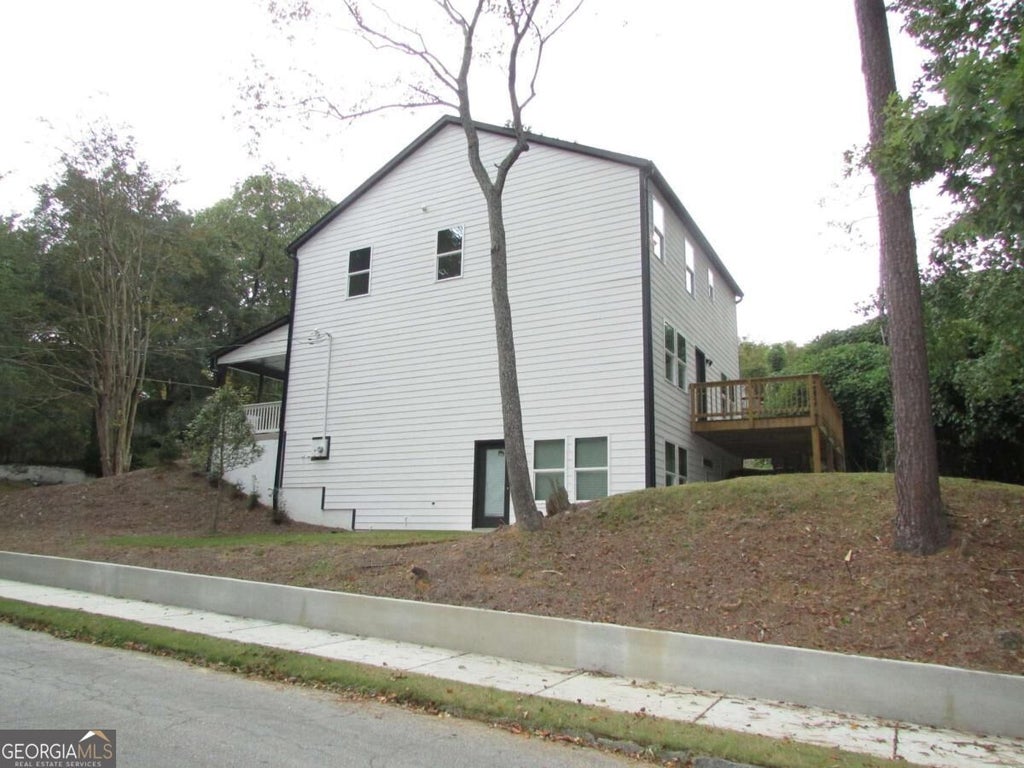 Photo of 2367 Summit Avenue NW, Atlanta, GA 30318 (MLS # 10849719)