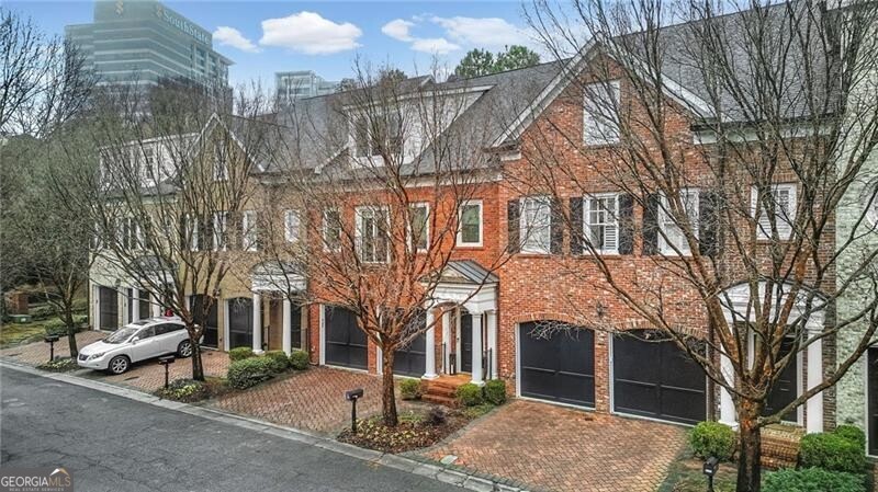 3317 Buckhead Forest MEWS NE