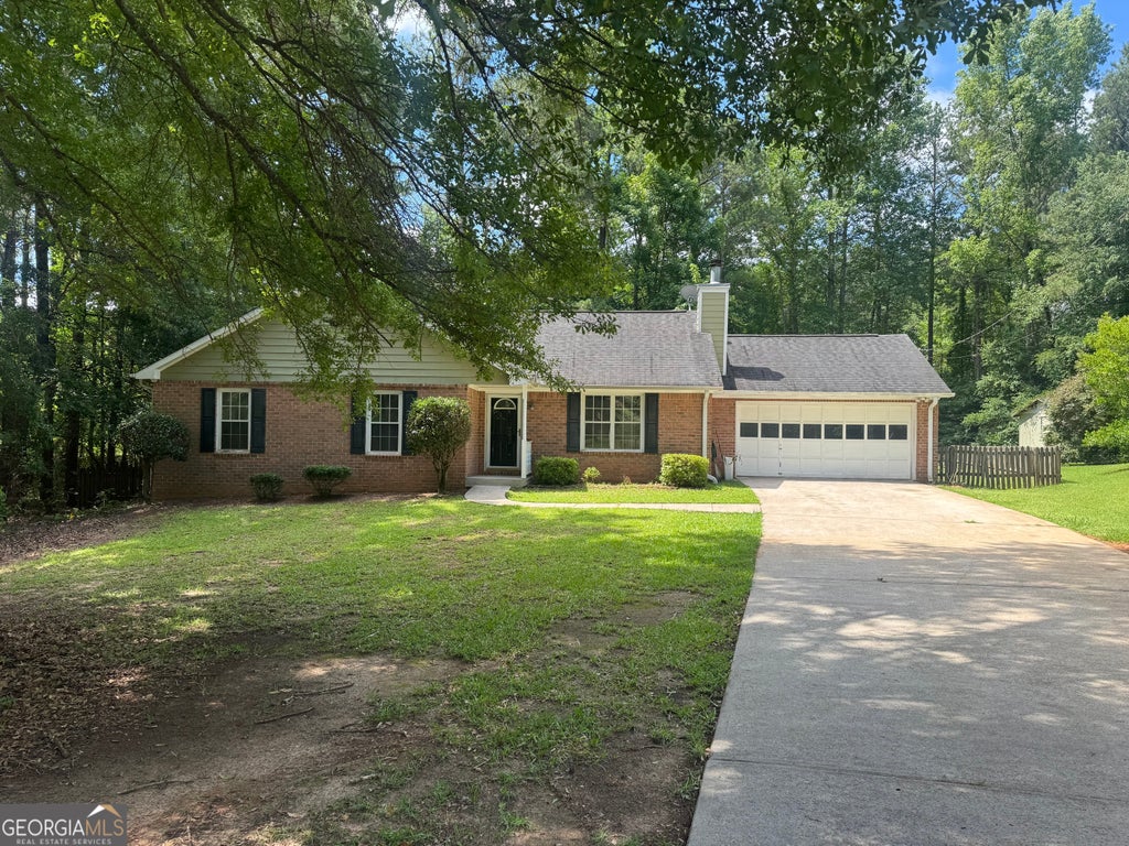 Photo of 105 Fox Trail Place, McDonough, GA 30252 (MLS # 10791726)