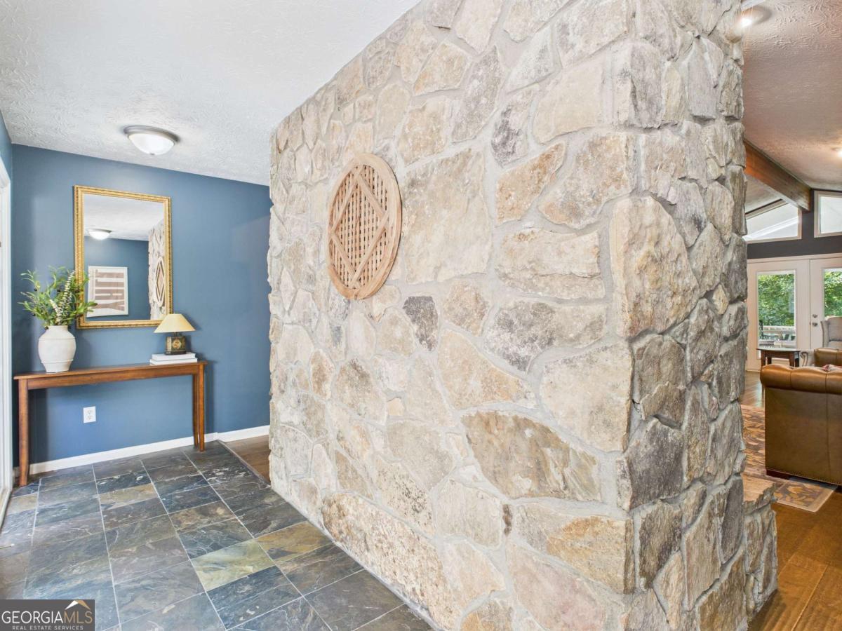 1350 Wildcat Ridge RD