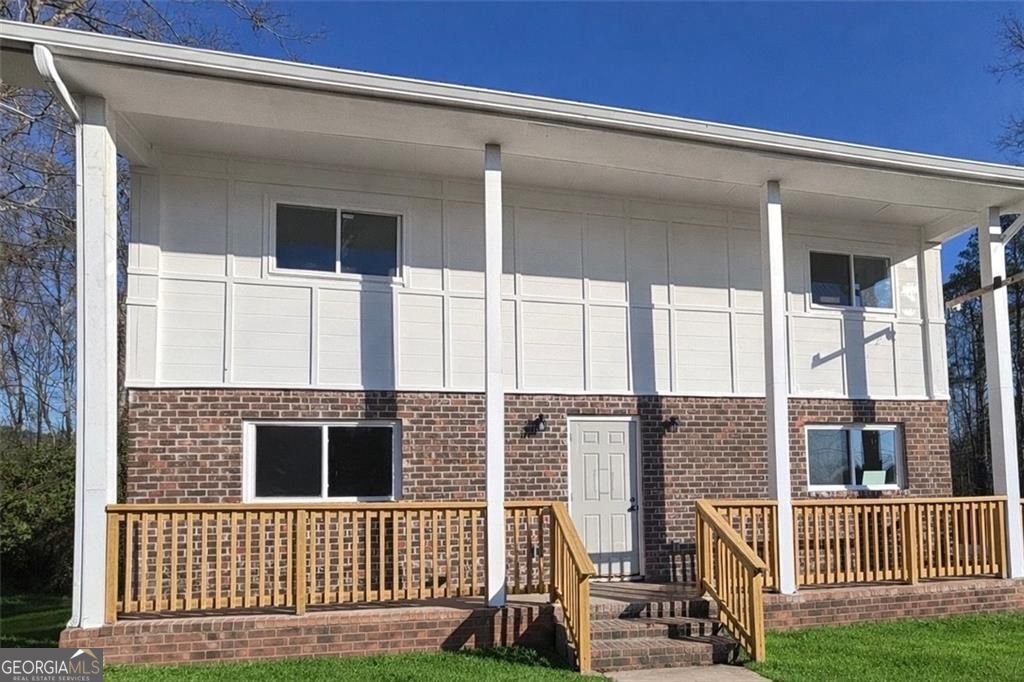 Photo of 26 Shadow Lane #UNIT A, Carrollton, GA 30117 (MLS # 10701774)