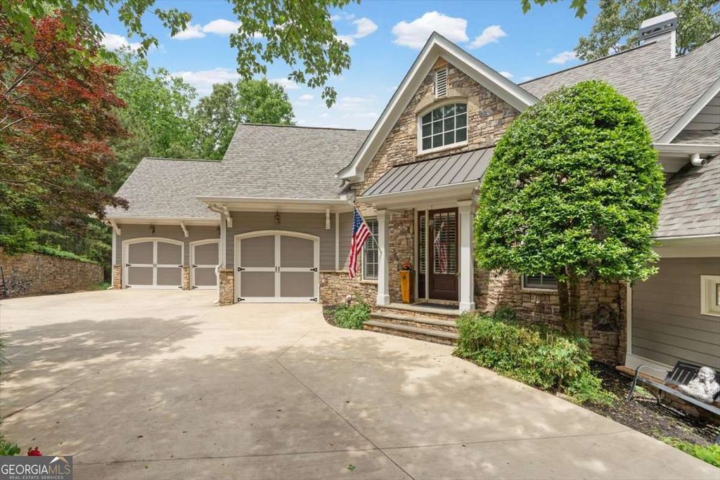 Photo of 12 Somerset Lane, Cartersville, GA 30121 (MLS # 10756080)