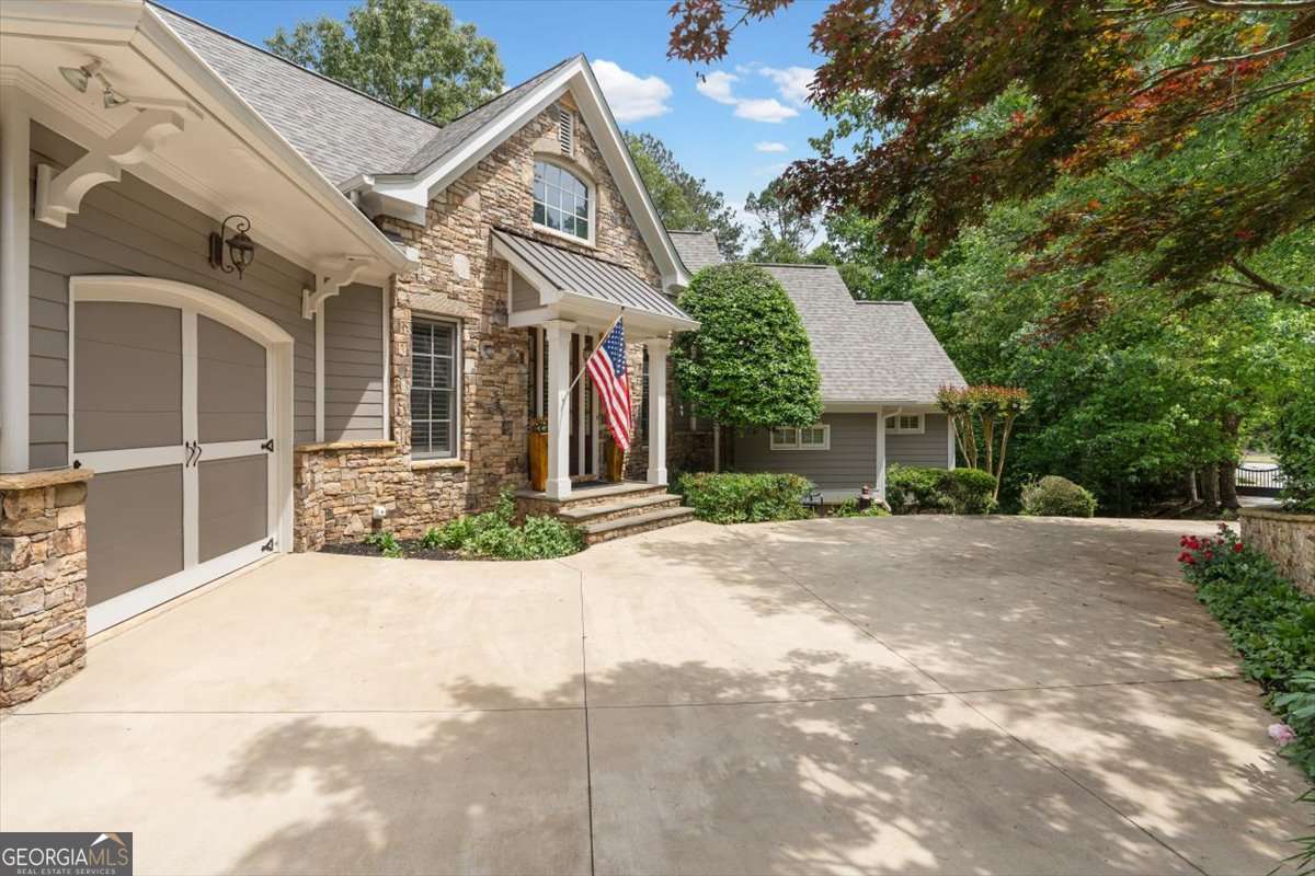 12 Somerset LN