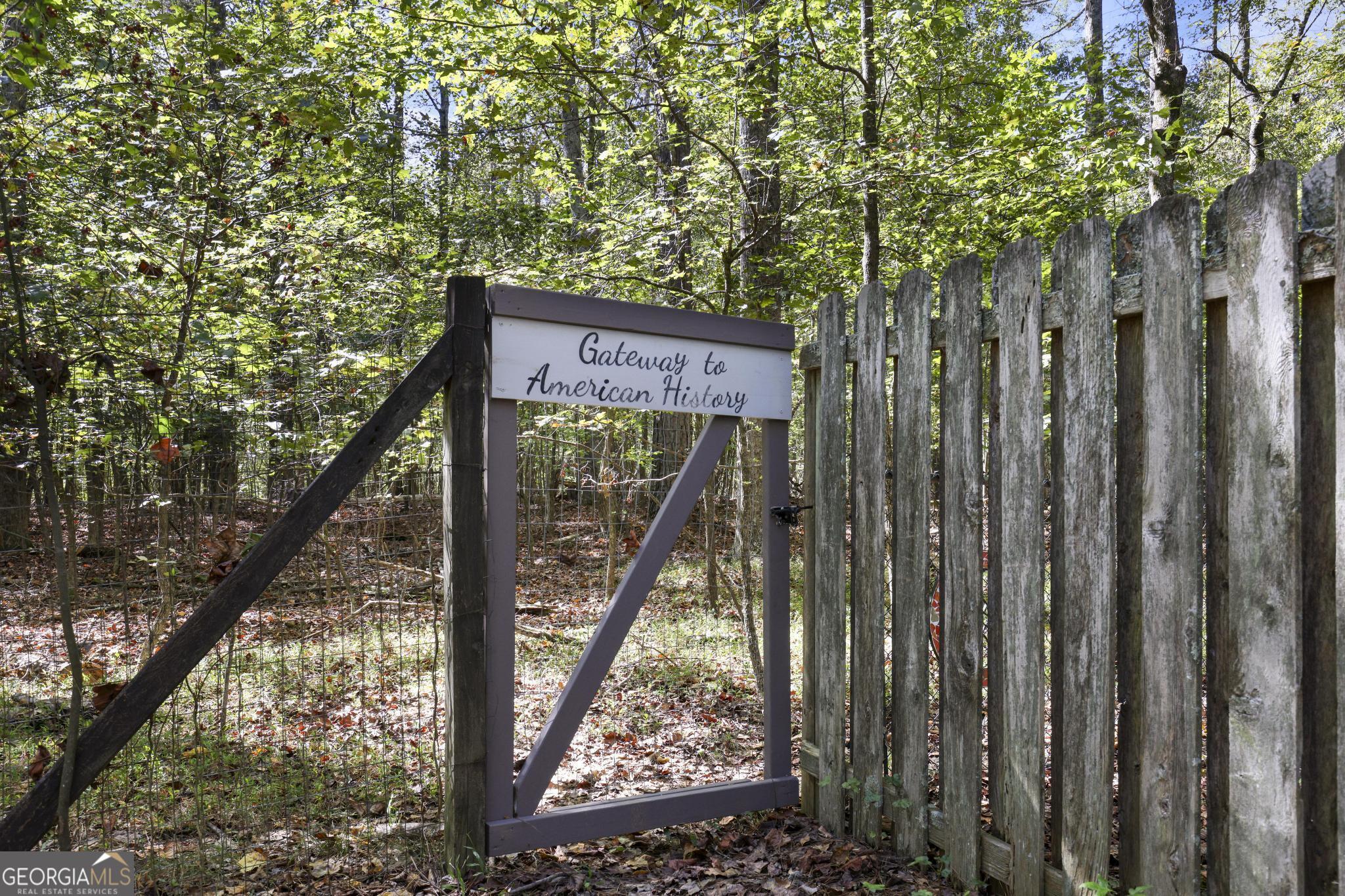 Lee's Crossing - Residential