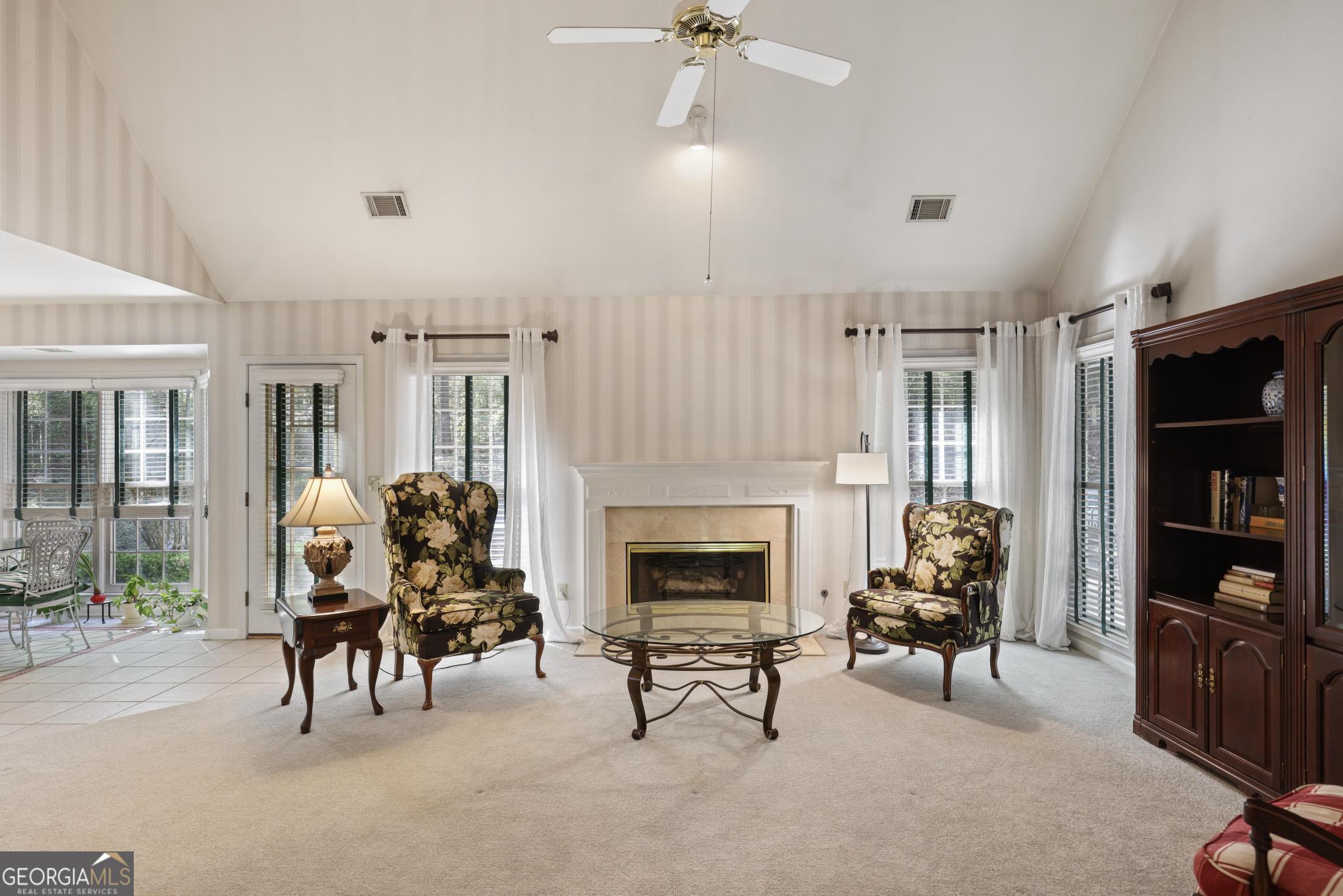 Lee's Crossing - Residential
