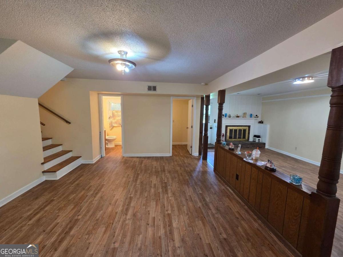 Burnt Hickory Hills - Residential