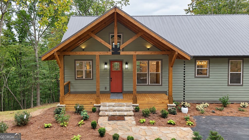 Photo of 1878 Sweetwater Drive, Clarkesville, GA 30523 (MLS # 10881638)