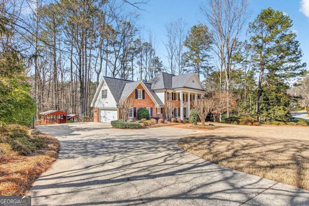 Photo of 350 Spindle Court, Sandy Springs, GA 30350 (MLS # 10699081)