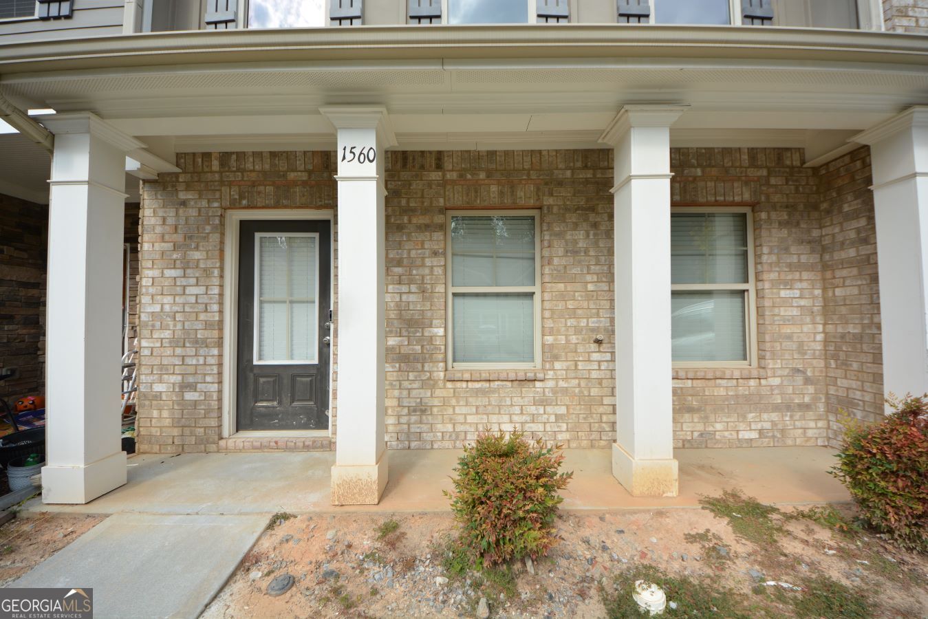 1560 Iris WALK