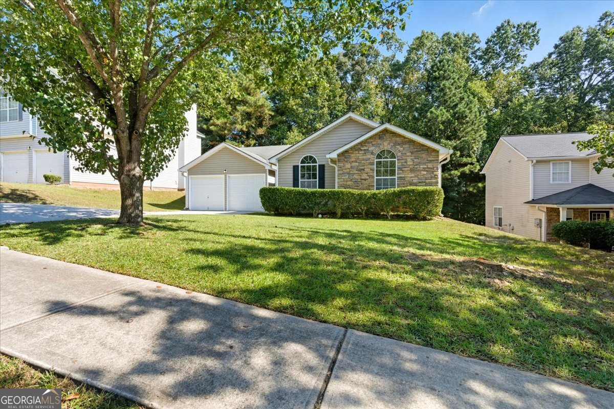 2950 Highland Hill PKWY