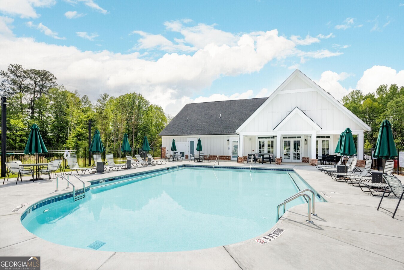 Ringgold, Georgia 30736, United States, 2 Bedrooms Bedrooms, ,2 BathroomsBathrooms,Residential,Active,4689