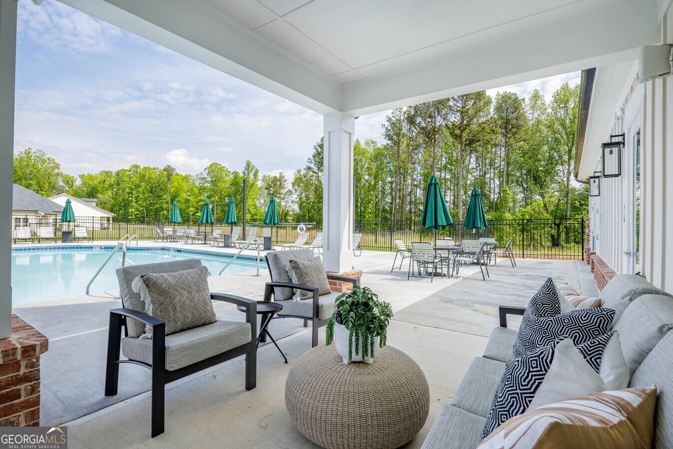 Ringgold, Georgia 30736, United States, 2 Bedrooms Bedrooms, ,2 BathroomsBathrooms,Residential,Active,4689