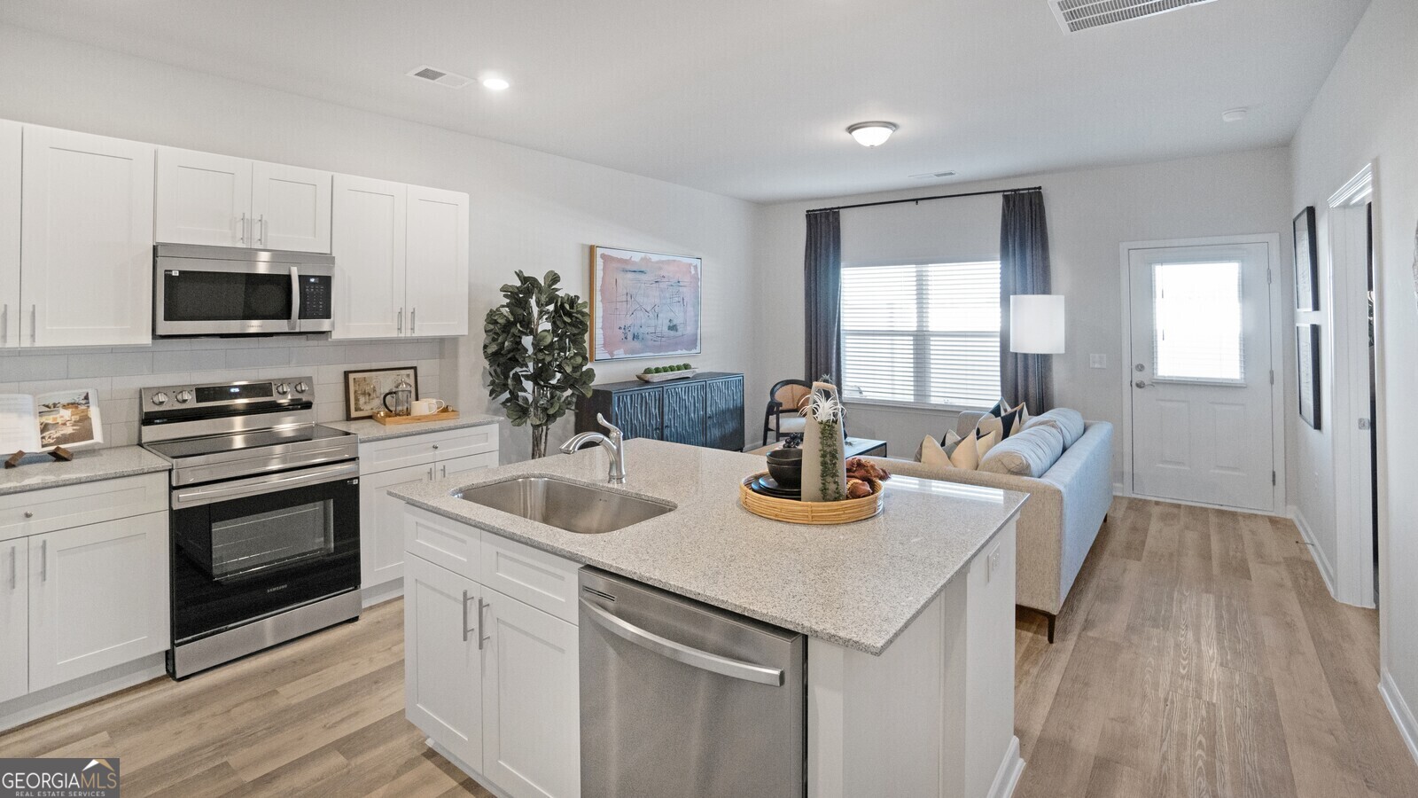 Ringgold, Georgia 30736, United States, 2 Bedrooms Bedrooms, ,2 BathroomsBathrooms,Residential,Active,4689