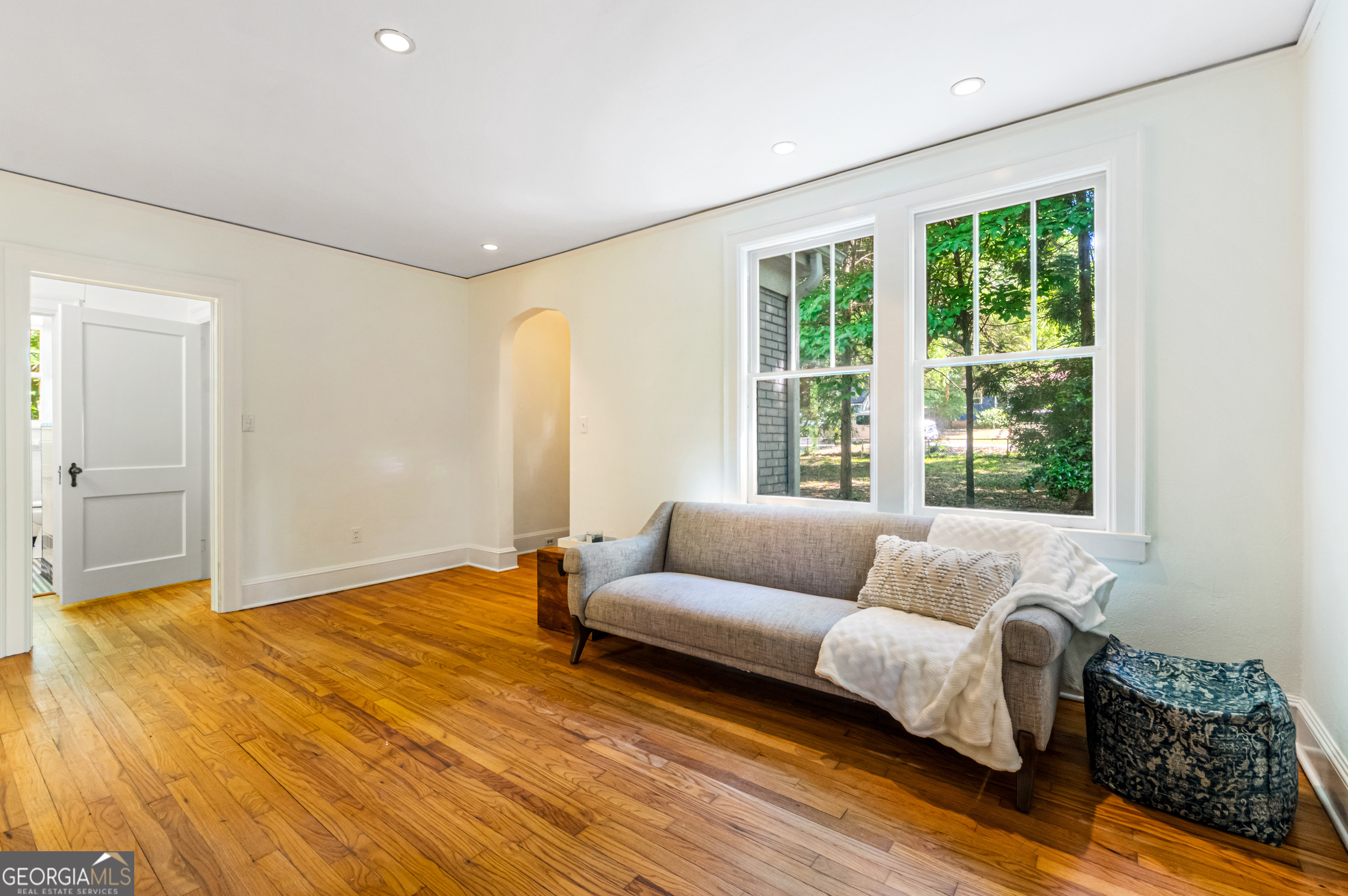 337 Sunset DR