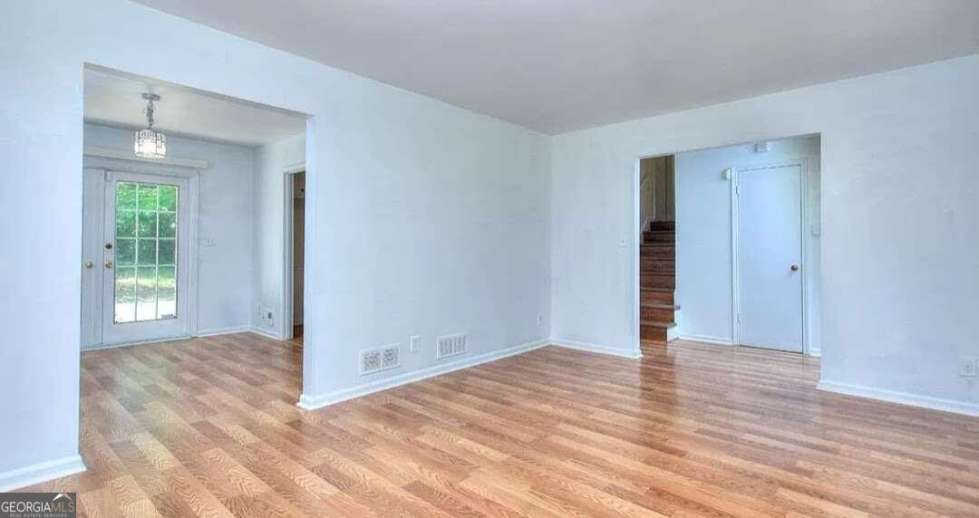 HAMBRICK DOWNS - Residential