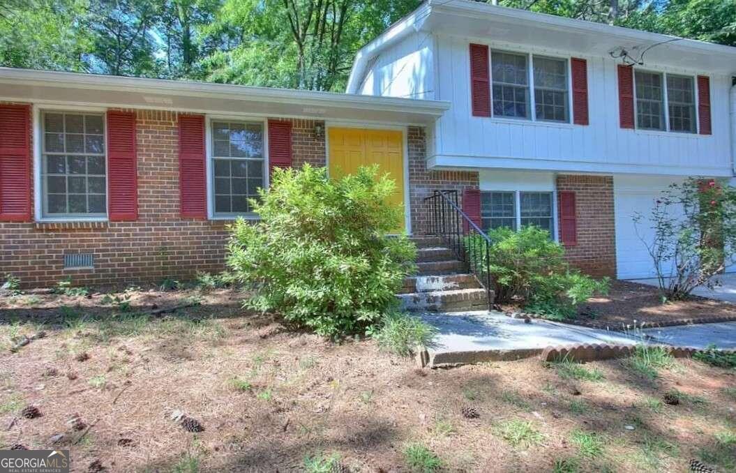 HAMBRICK DOWNS - Residential
