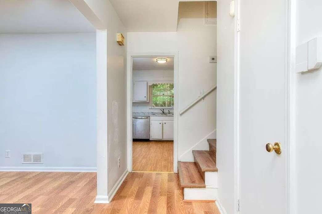 HAMBRICK DOWNS - Residential