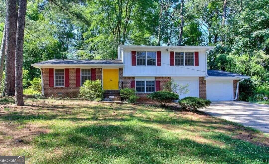 HAMBRICK DOWNS - Residential