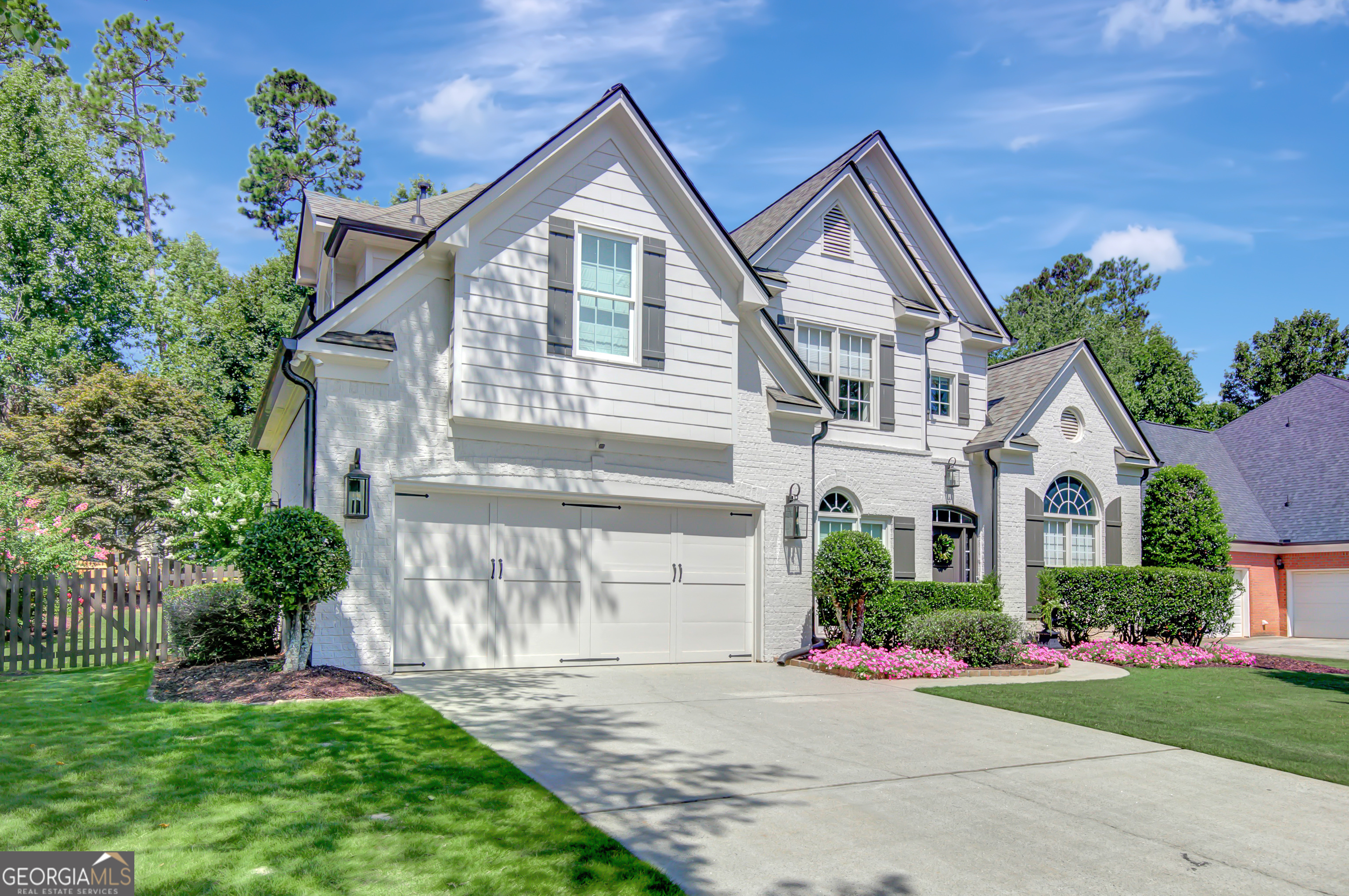123 Holly Springs DR