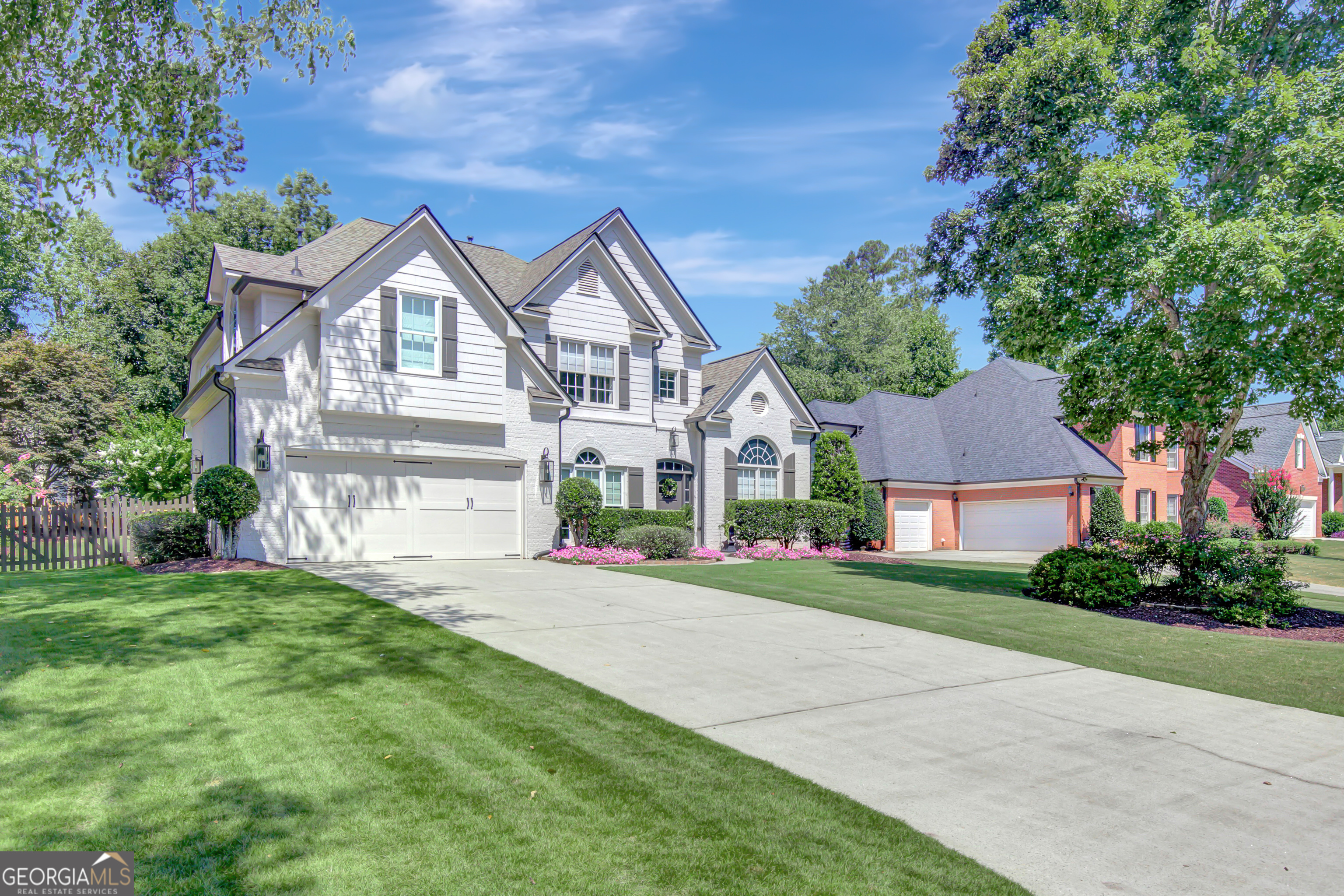 123 Holly Springs DR
